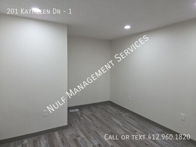 Building Photo - 201 Kathleen Dr