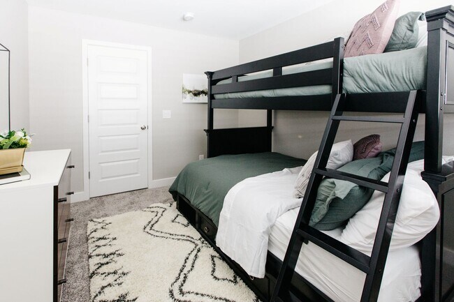 Building Photo - Spacious & beautiful home in Scottsdale wi...
