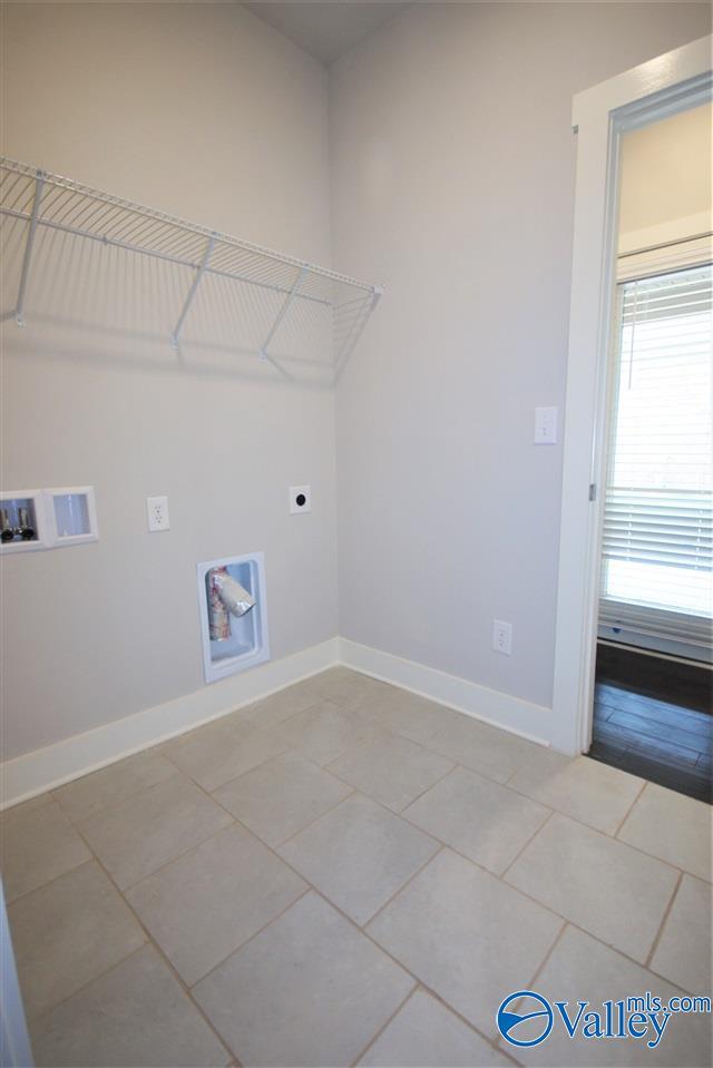 Building Photo - 12 Silky Oak Cir SW