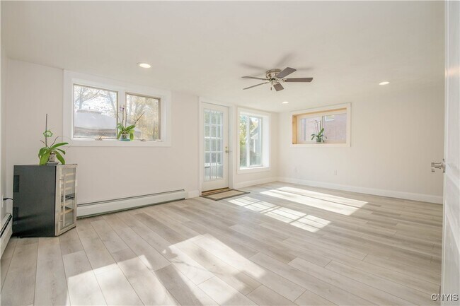 Building Photo - 68 Onondaga St