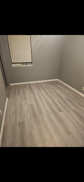 Building Photo - 3034 S Moreland Blvd