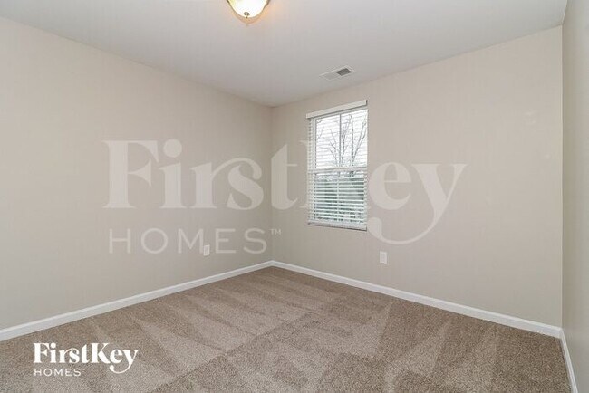 Building Photo - 180 Fieldspar Ln
