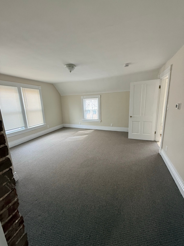 Building Photo - 217 Norbourne Blvd