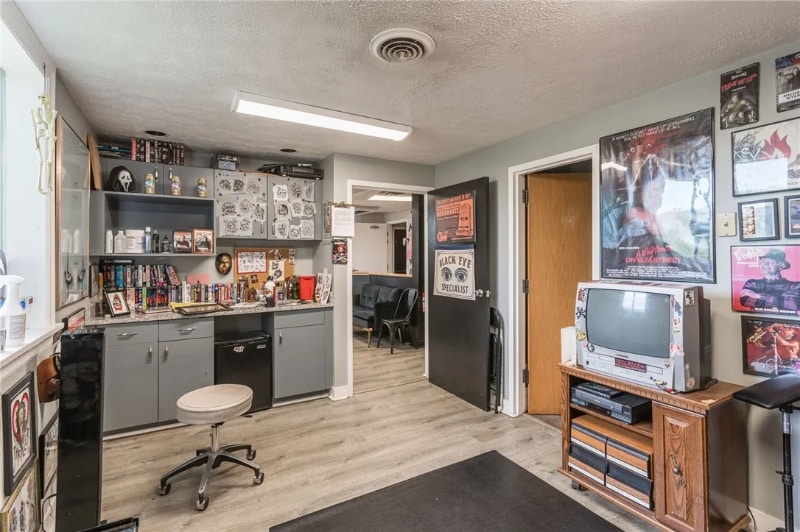 Building Photo - 241 Norris Dr