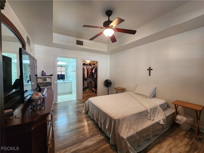 Building Photo - 3952 Pomodoro Cir