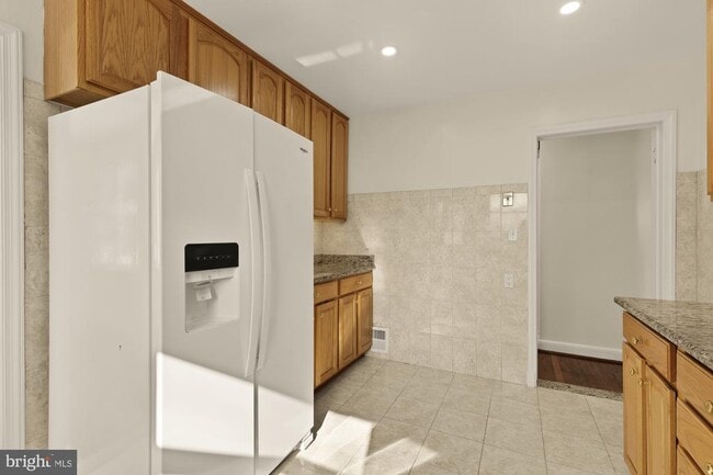 Building Photo - 2736 Stephenson Ln NW