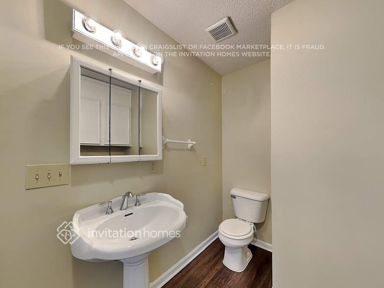 Building Photo - 9317 Blair Rd