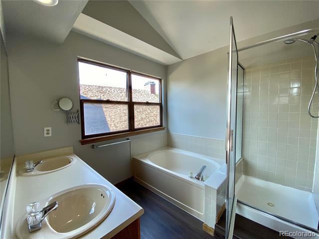 Building Photo - 9393 Princeton St