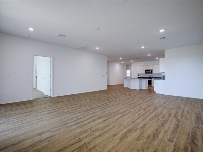 Building Photo - 4 Bedroom 2 Bathroom BRAND NEW HOME!