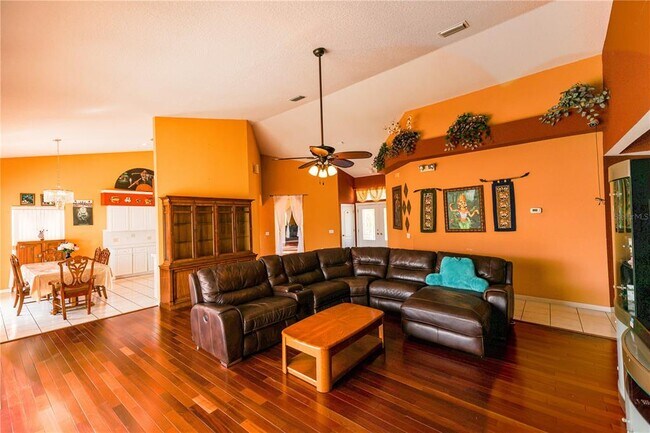 Building Photo - 7345 Brightwaters Ct