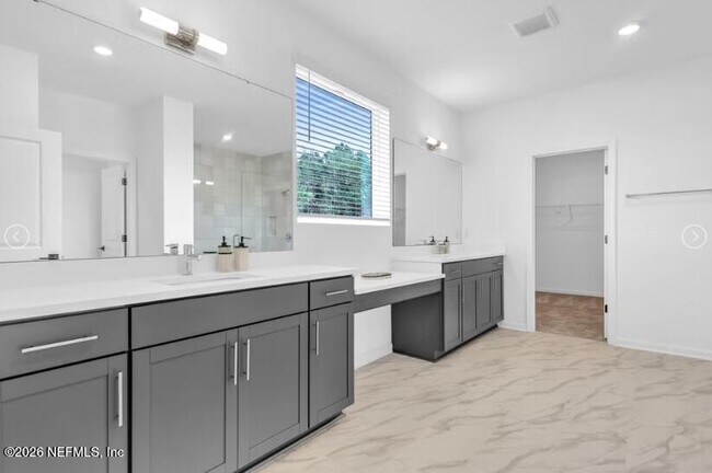 Building Photo - 80 Iris Lndg Dr