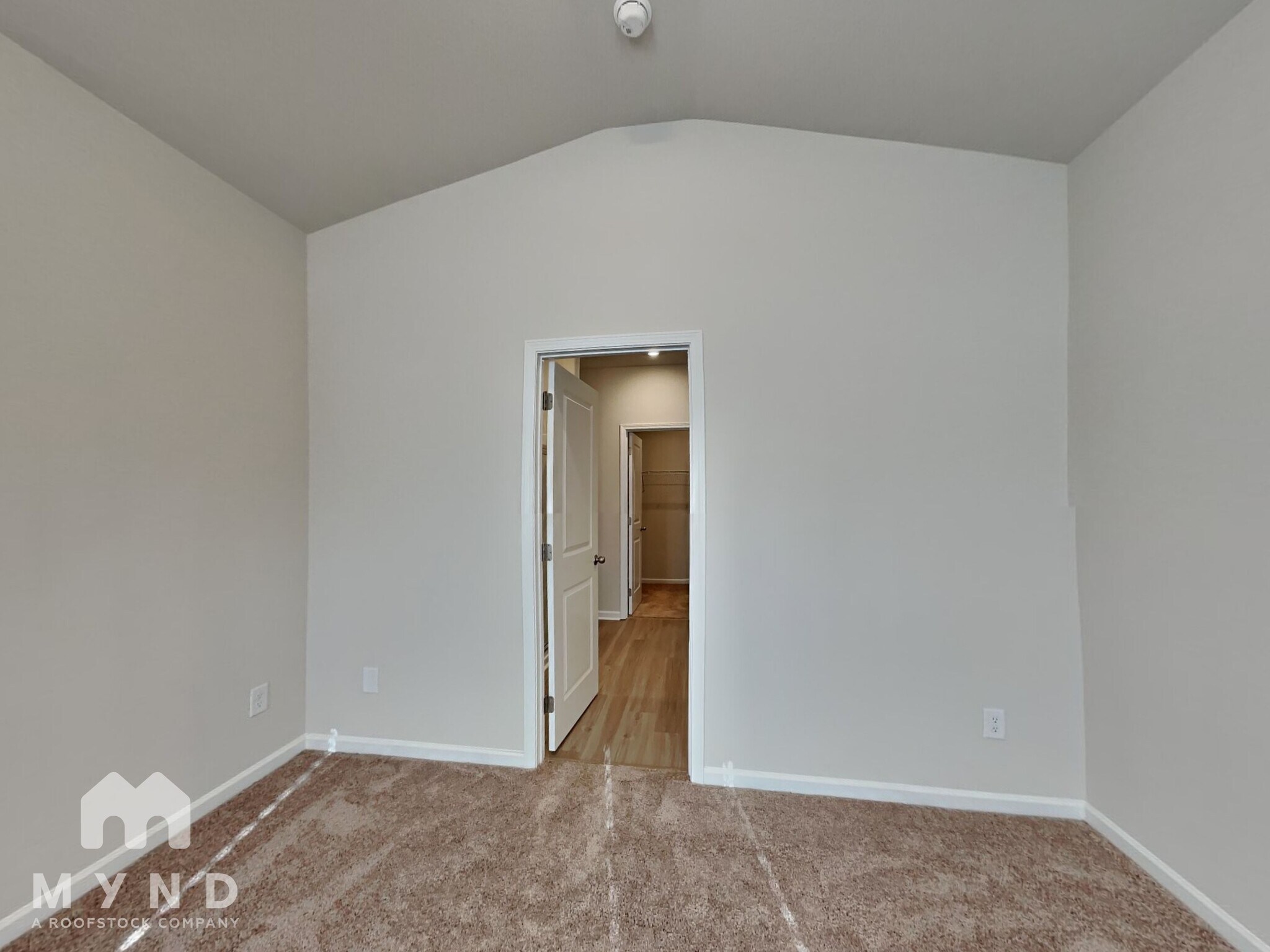 Building Photo - 115 Everglade Wy
