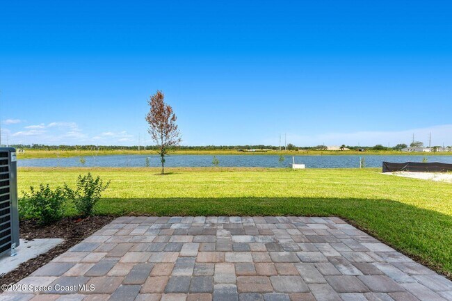 Building Photo - 9732 Venetian Sq