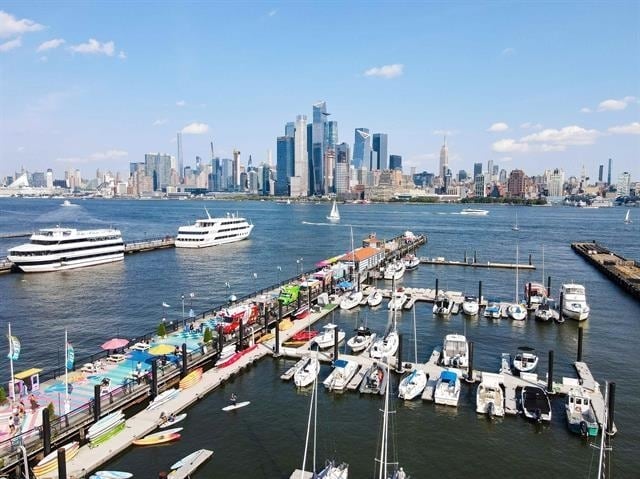 Building Photo - 2 Constitution Ct