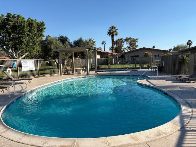 Building Photo - 48939 Eisenhower Dr
