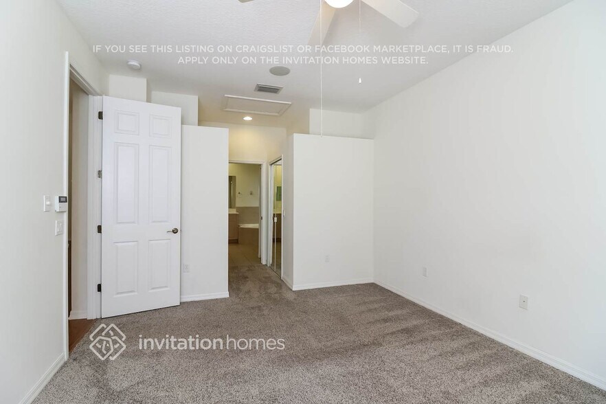 Building Photo - 15315 Blue Fish Cir