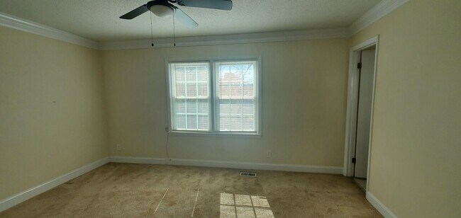 Building Photo - 1994 Westcliff~ Arran Lakes West