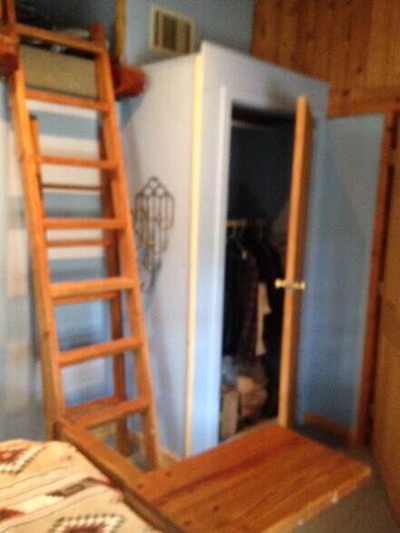 Building Photo - 55 Deer Path Rd