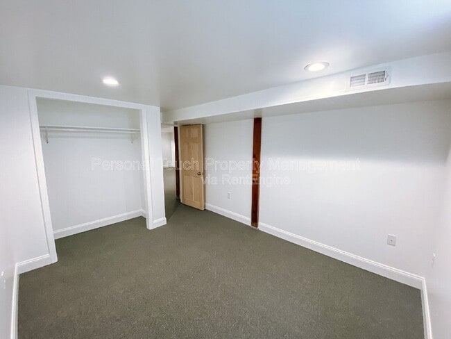 Building Photo - 1610 2nd St N