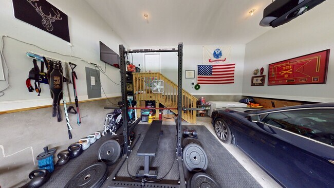 Building Photo - $500 OFF 1st Month's Rent if Leased by 07/...