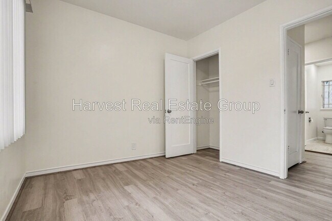 Building Photo - 8400 MacArthur Blvd