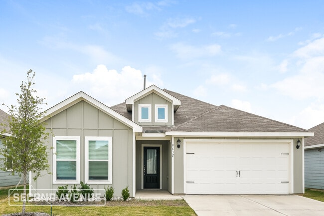 Building Photo - 9632 Sierra Grande Dr