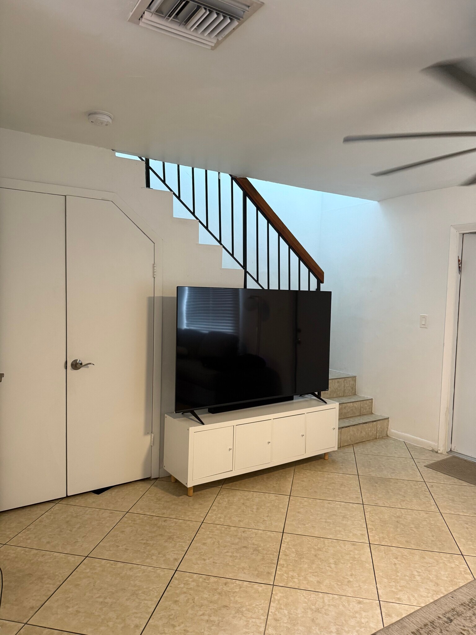 living room - 688 Forrest Dr