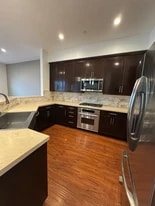 Building Photo - 395 E 4th St