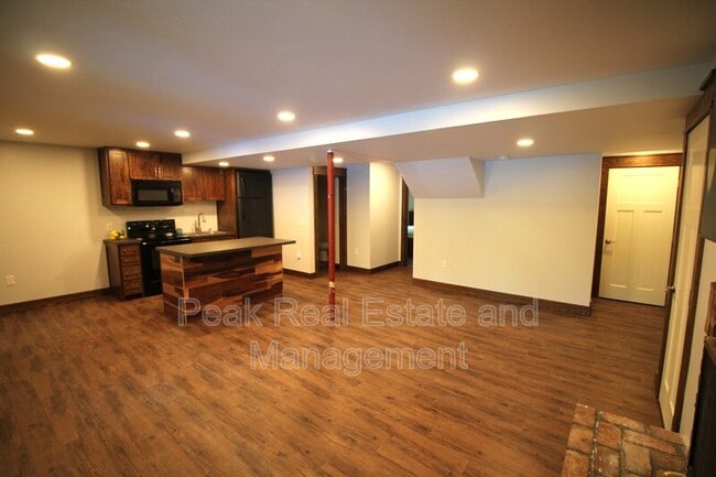 Building Photo - 8111 Bailey Dr SE