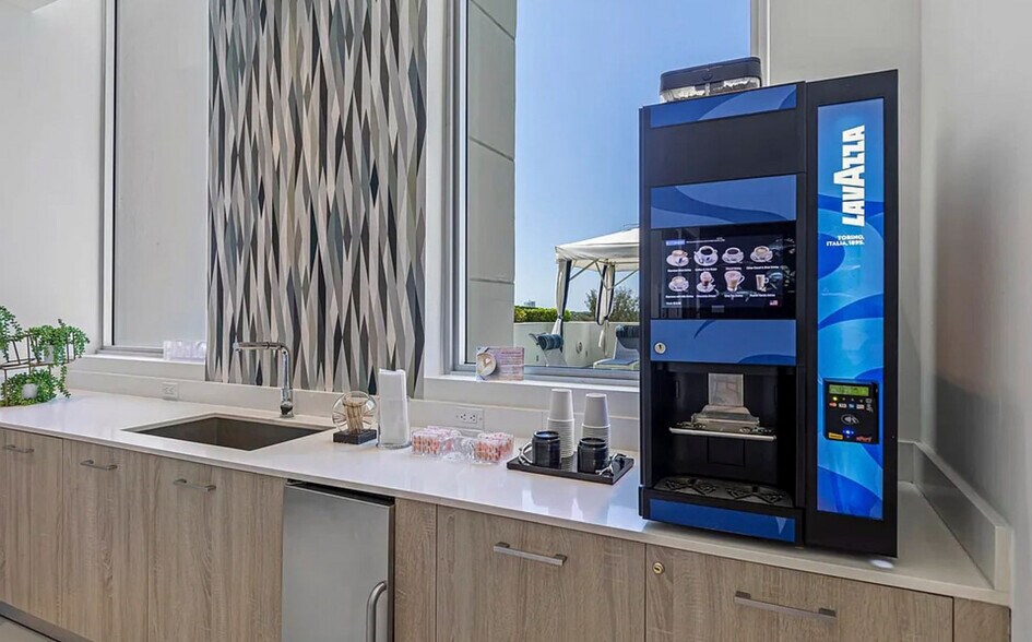 Building Photo - 3622 Coral Wy