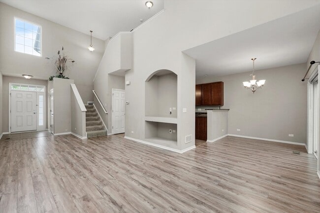 Building Photo - 2-bed/2.5-bath Townhouse in Round Lake