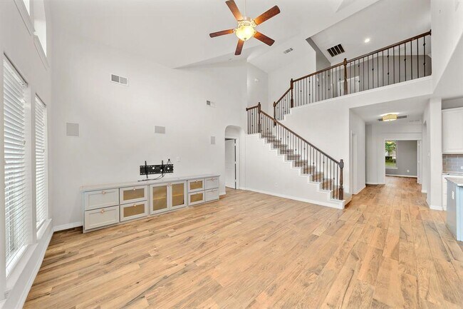 Building Photo - 4534 Montcliff Bend Ln