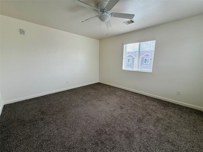 Building Photo - 21155 Gosling Rd