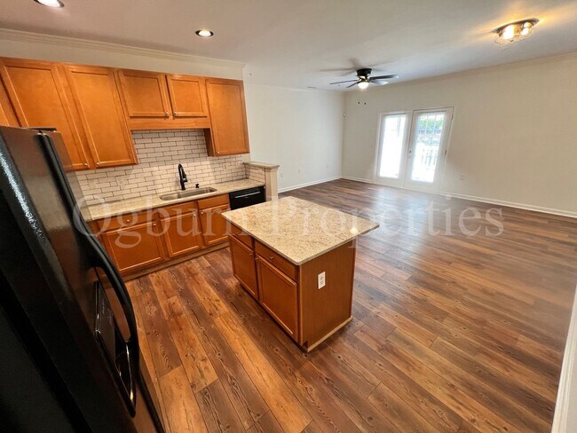 Building Photo - 2431-103 Eagle Creek Ct-2BR/2BA-Condo!