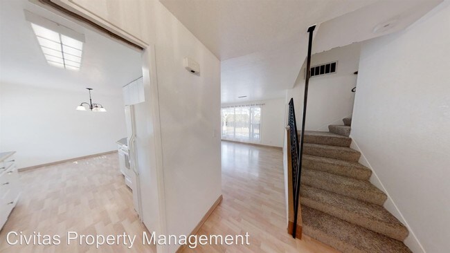 Building Photo - 3 br, 2.5 bath House - 2671 Webster Ct