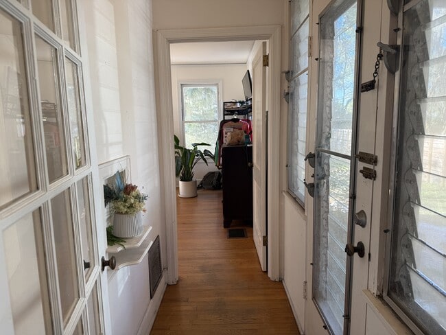 Building Photo - 4605 Skidaway Rd