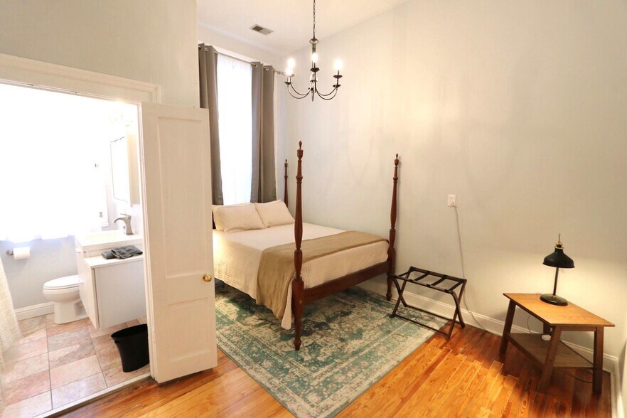 Bedroom #3 - Master Bed / Bath - 1219 S 4th St