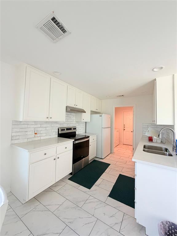 Building Photo - 13609 Letti Ln