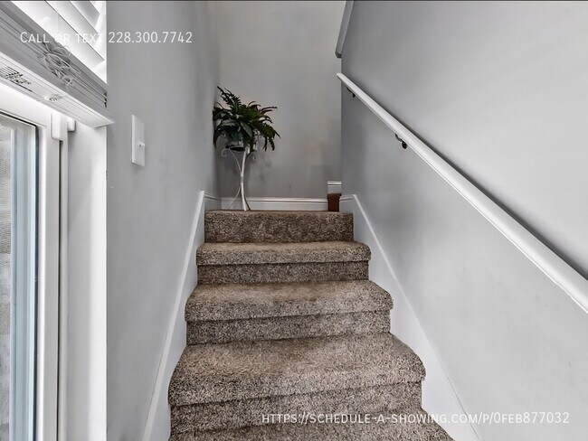 Building Photo - 5065 Fairbury Way