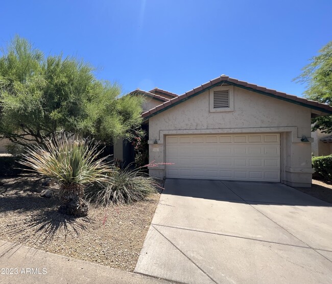 Building Photo - 13867 E Paradise Ln