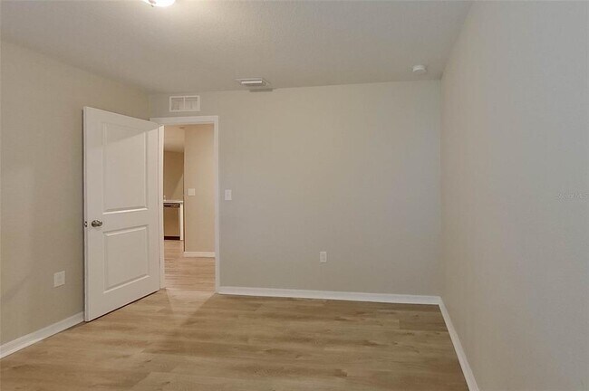 Building Photo - 9131 Aegean Cir