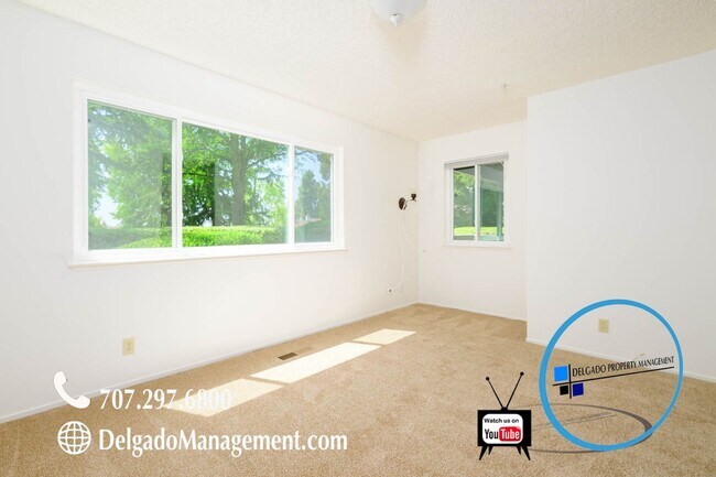Building Photo - Benicia! Downstairs two bedroom, two baths...
