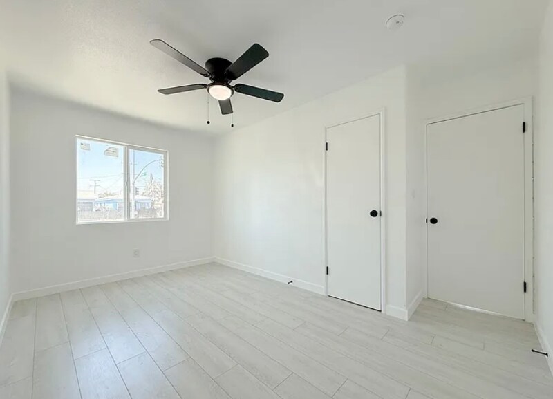 Building Photo - 518 N Wilmington Ave