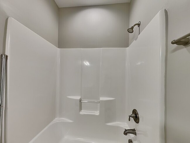 Building Photo - 506 Holden Forest Dr