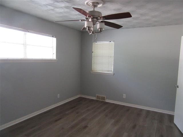 Building Photo - 705 Scottsdale Dr