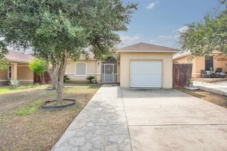 Building Photo - 823 Witherspoon Loop