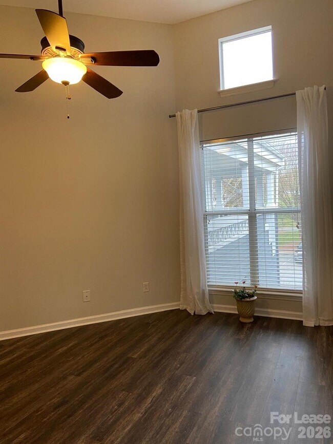 Building Photo - 18711 Vineyard Point Ln