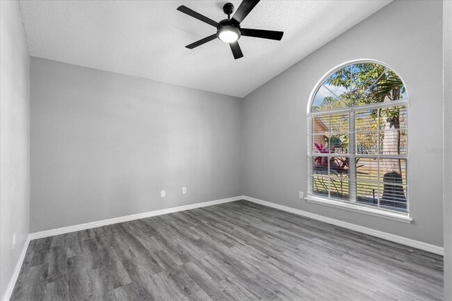 Building Photo - 1621 Winter Green Blvd