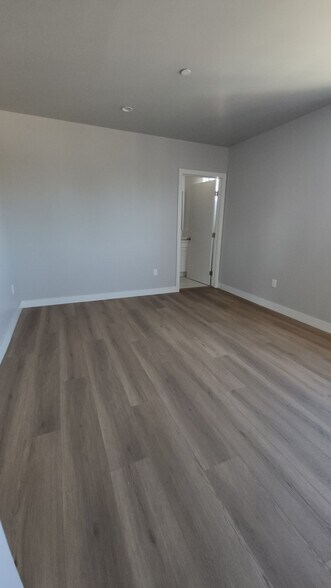 Building Photo - 2401 Redondo Blvd