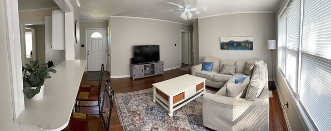 Building Photo - Great Short Term Furnished Rental Opportun...